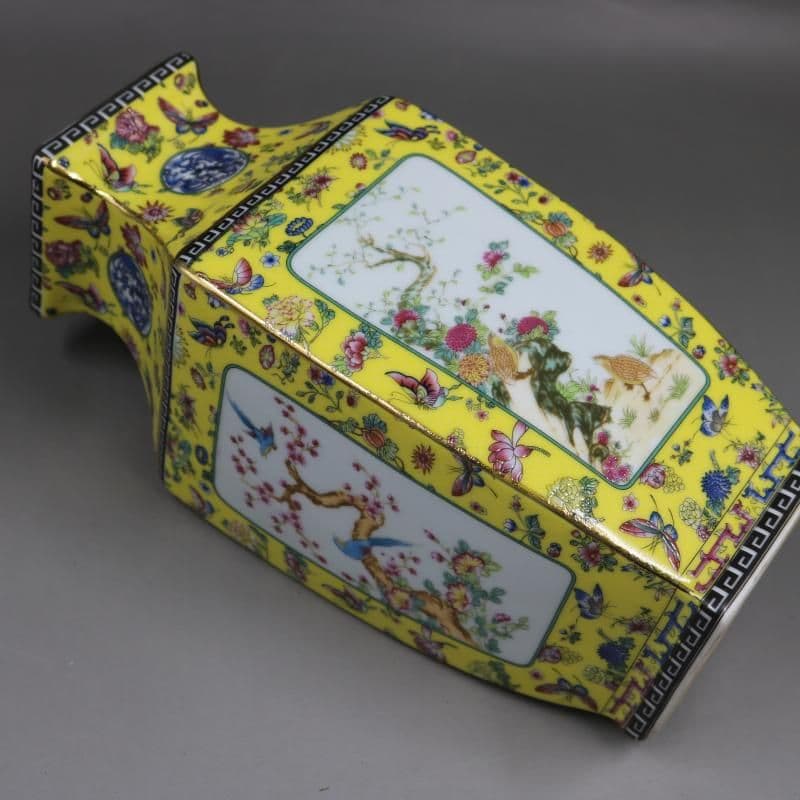 清乾隆琺瑯彩飄花黄地花鳥四方瓶 景徳鎮 陶磁器 装飾品 現代工芸品 美術品 置物