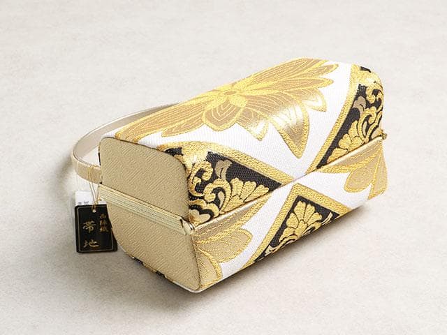 【新品】草履バッグセット フリーサイズ 古典柄 帯地 黒&ゴールド　01895