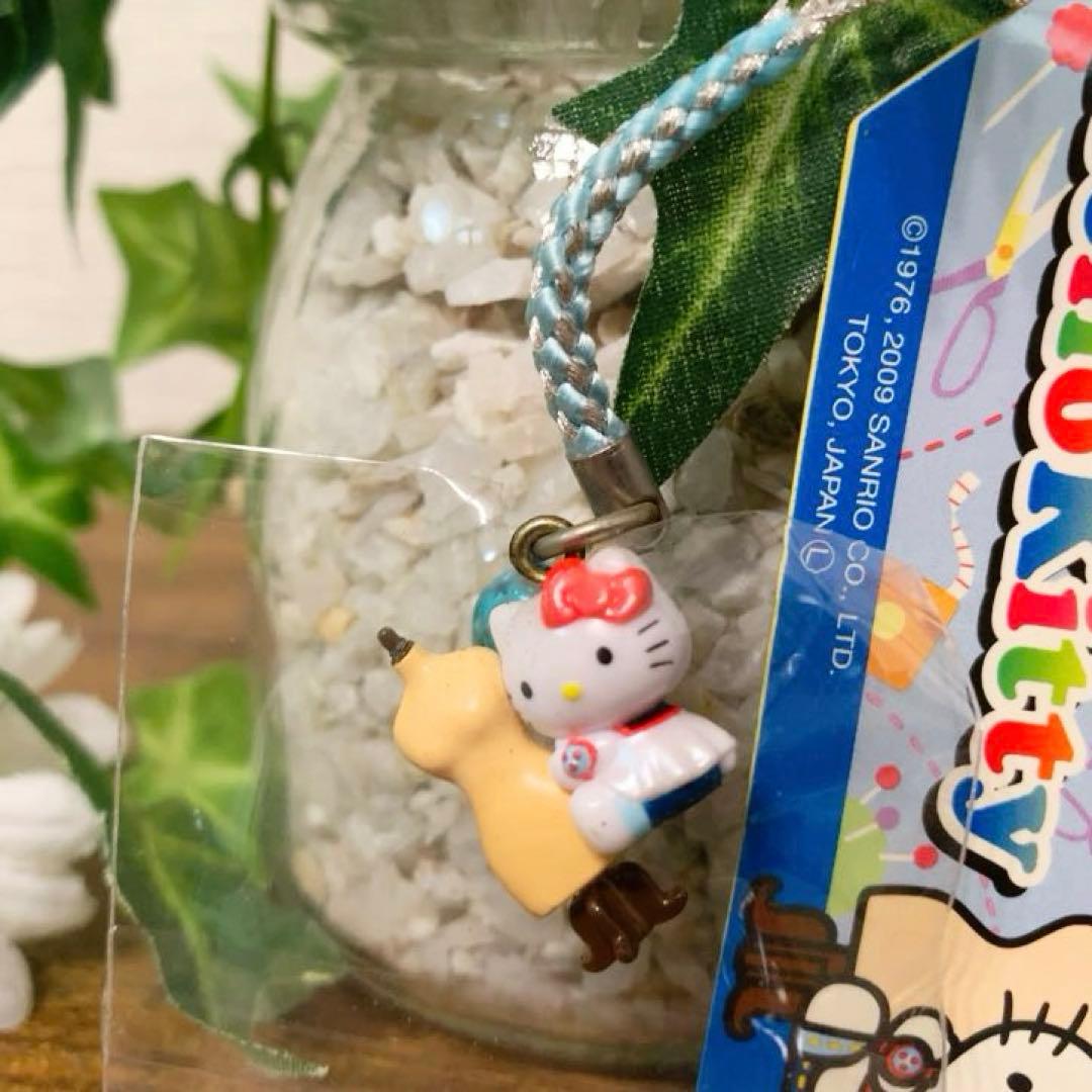 【希少レア】ハローキティ お仕事シリーズ マネキン　アパレル 根付　入手困難