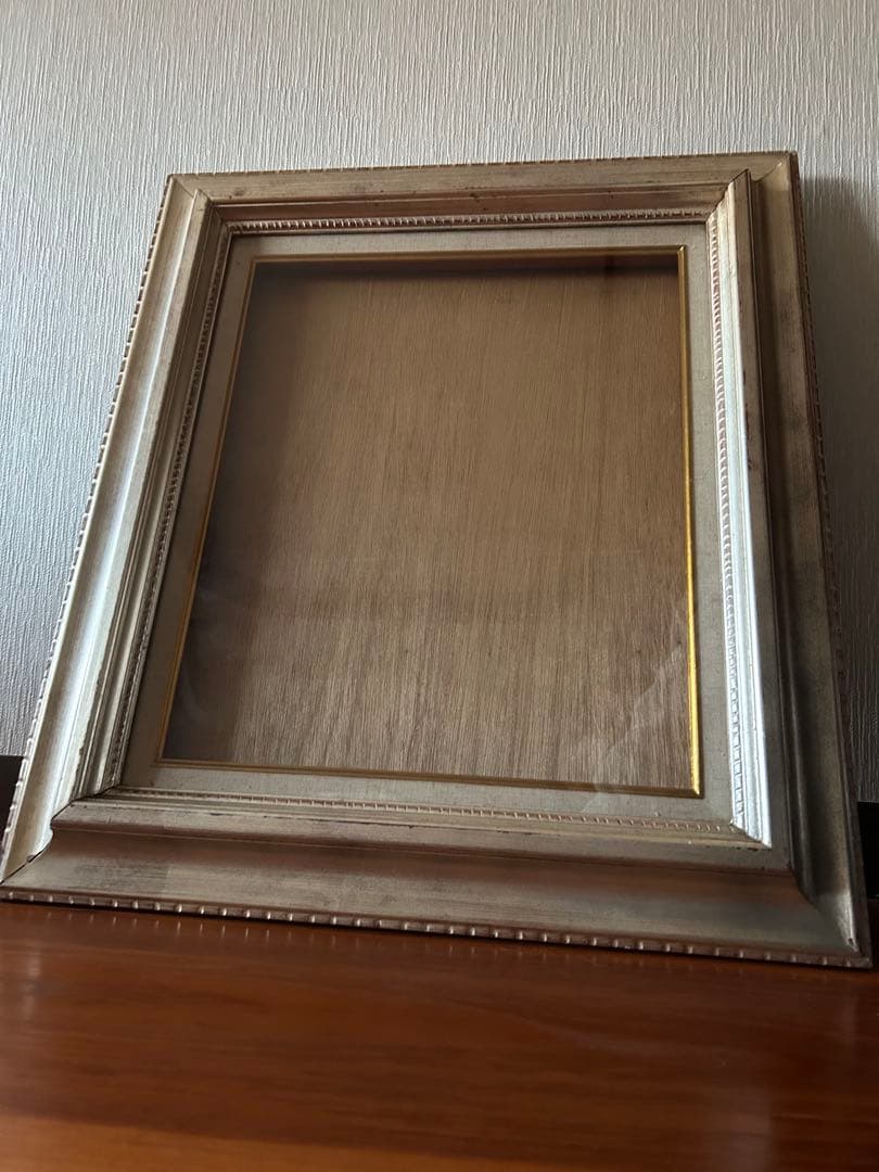 【即購入OK!‼️】アンティーク　額縁　絵画　フレーム　シルバーゴールド　ホワイト