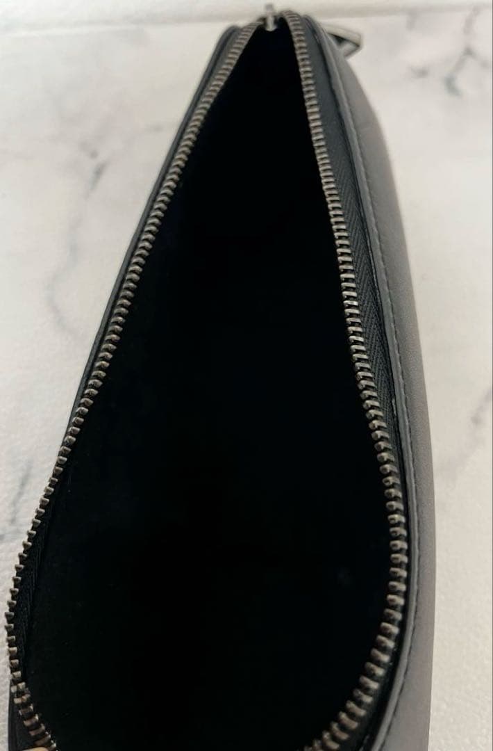 希少　Louis Vuitton ブラック レザー キーケース