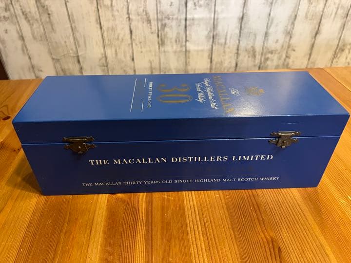 マッカラン30年の木箱