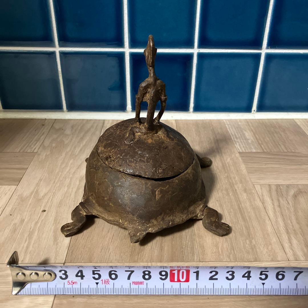 マリ　ドゴン族　金属製 亀のケース