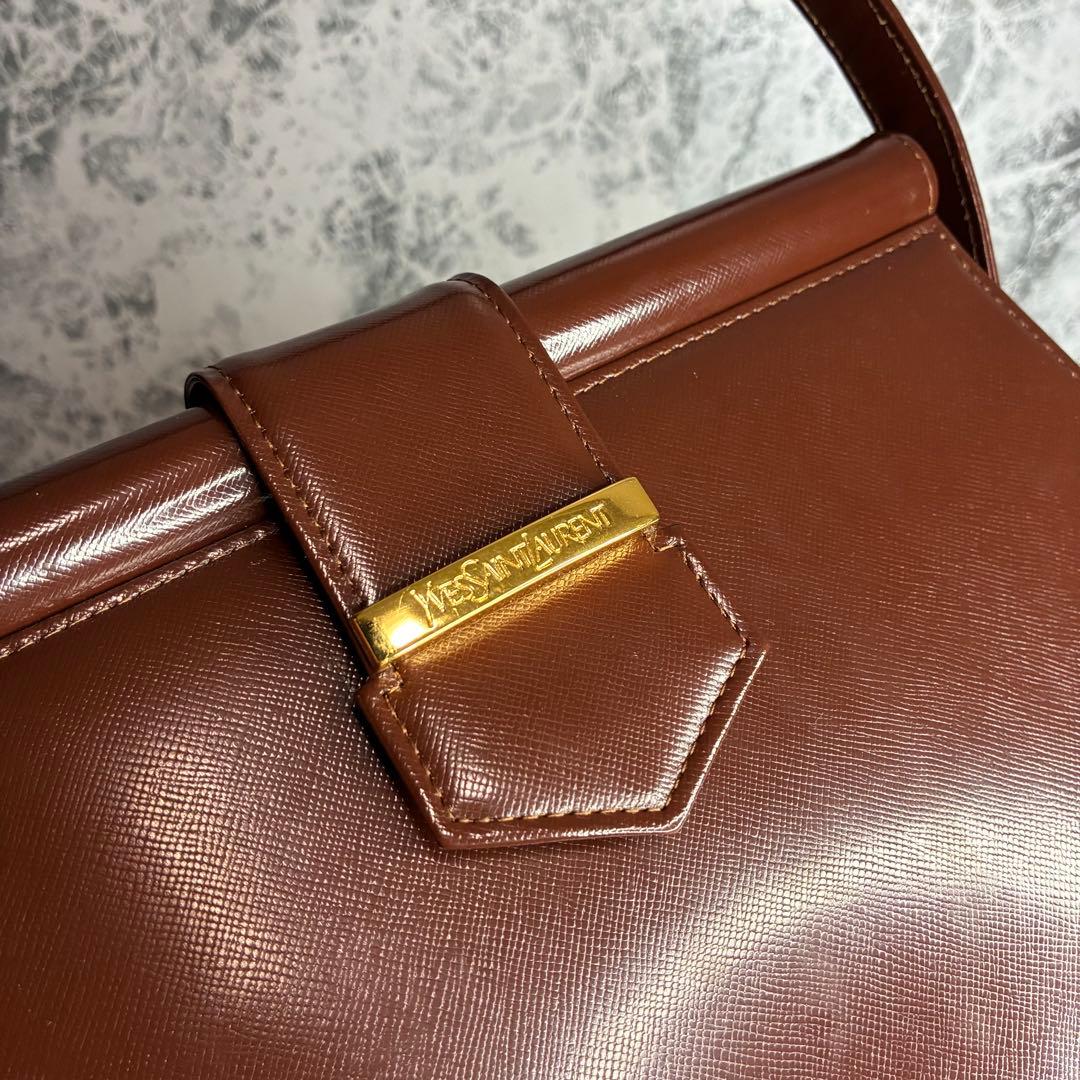 ✨YVES SAINT LAURENT✨　イヴサンローラン　ワンショルダーバッグ