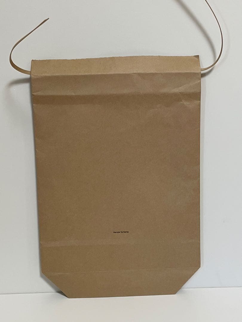 エンダースキーマ　キンチャク　ベージュ