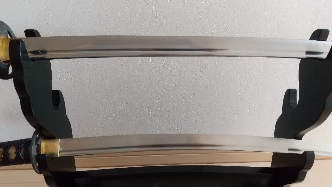 【珍品】模造刀 (皮巻き・千段鞘・樋入り刀身) 居合刀・模擬刀