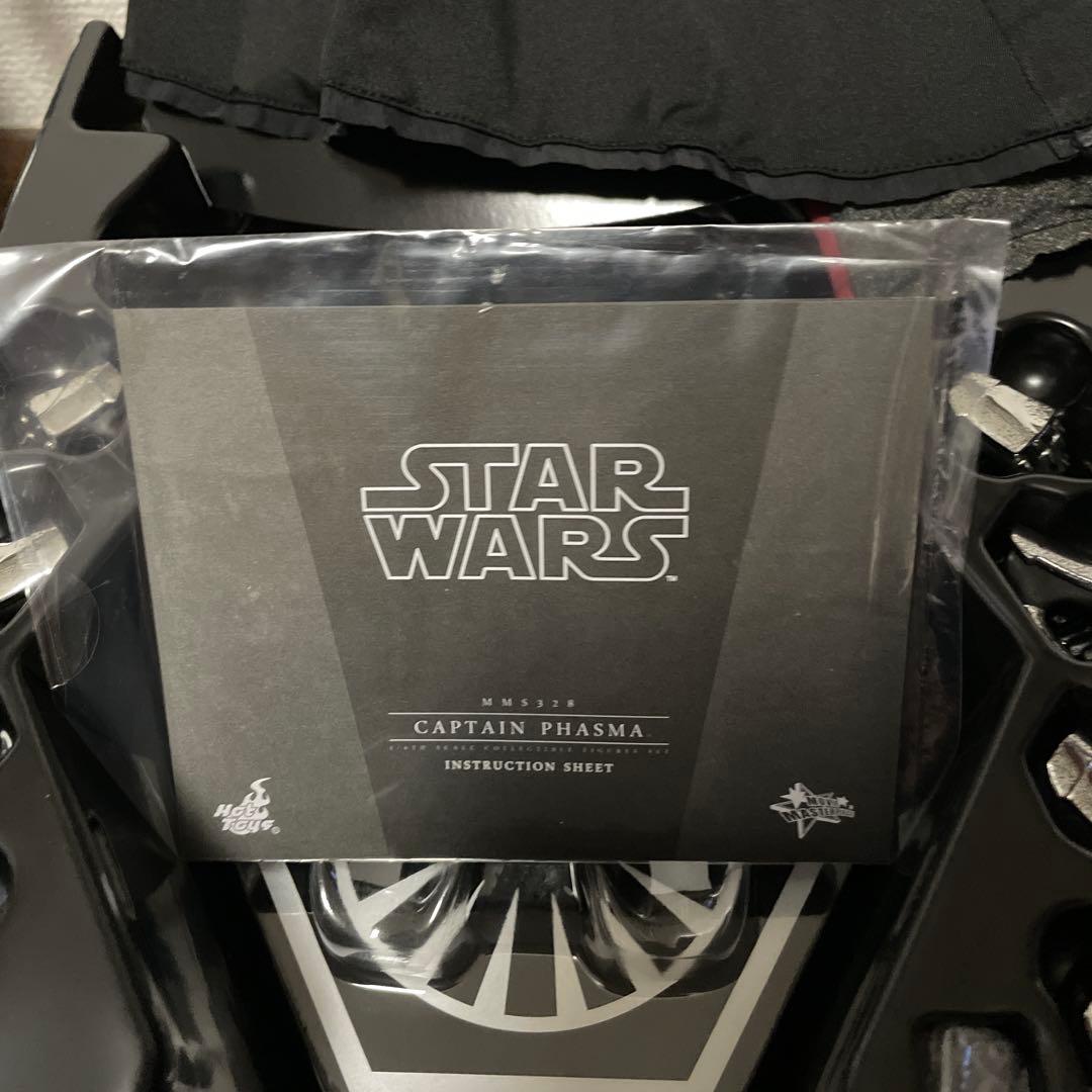 【美品】 スター・ウォーズ　フォースの覚醒　キャプテン・ファズマ