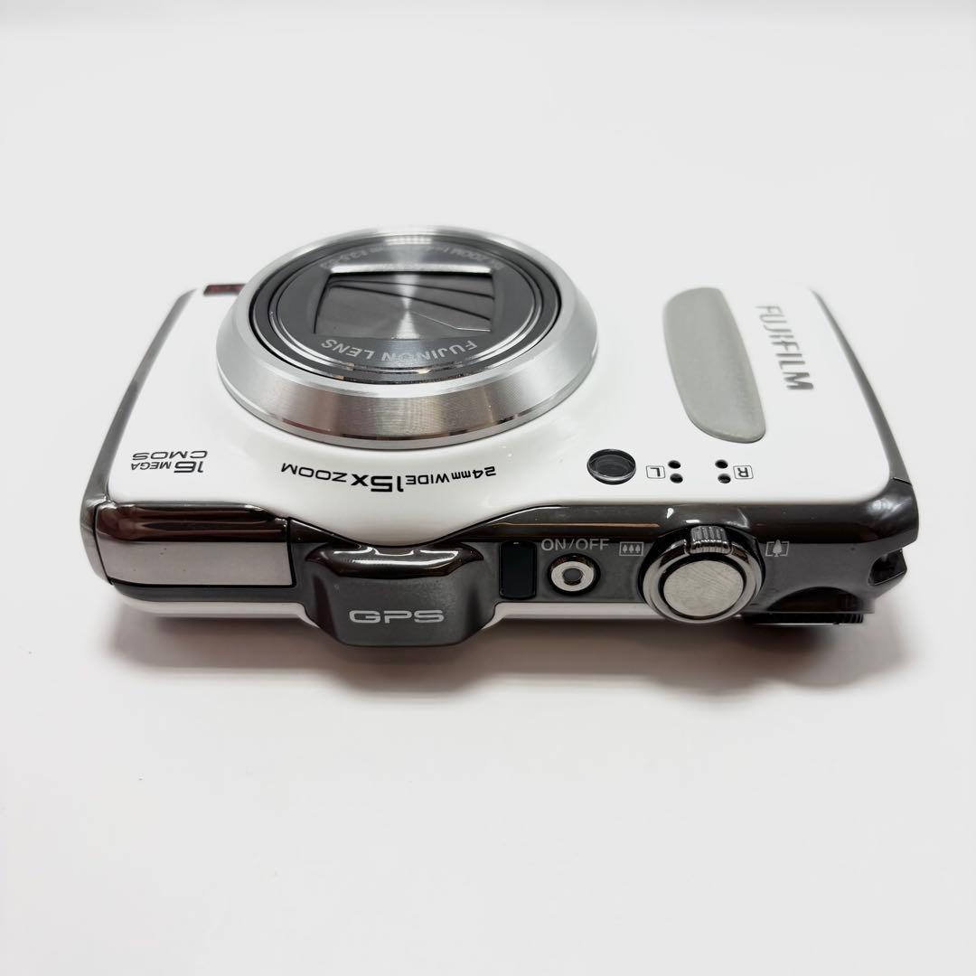 【美品】FUJIFILM FinePix F550EXR ホワイト