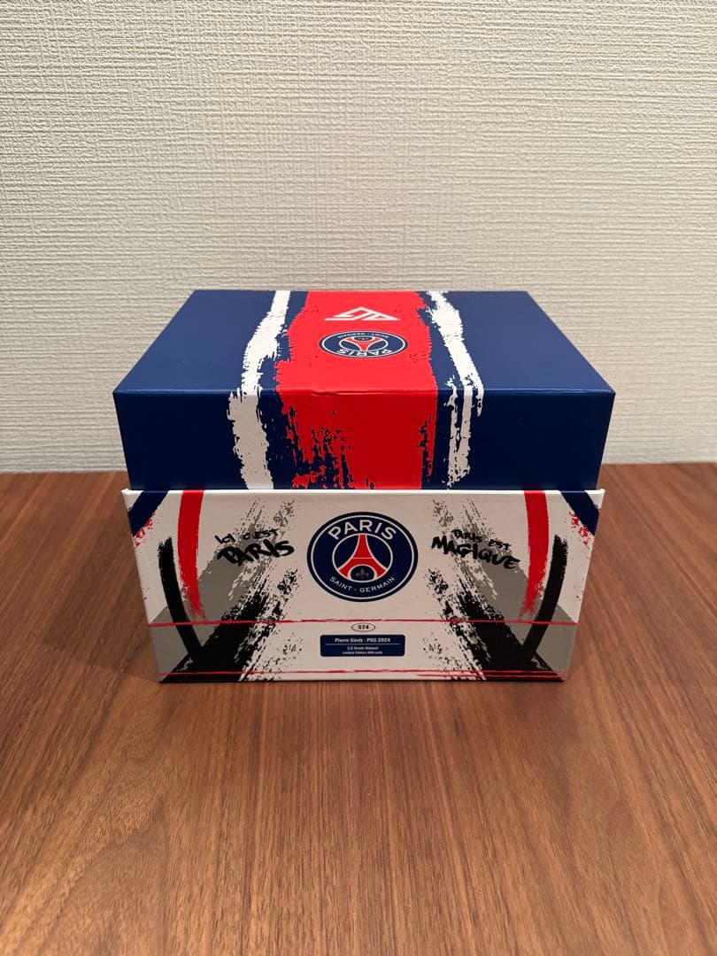 ピエールガスリー 直筆サイン ヘルメット 世界600ピース限定生産