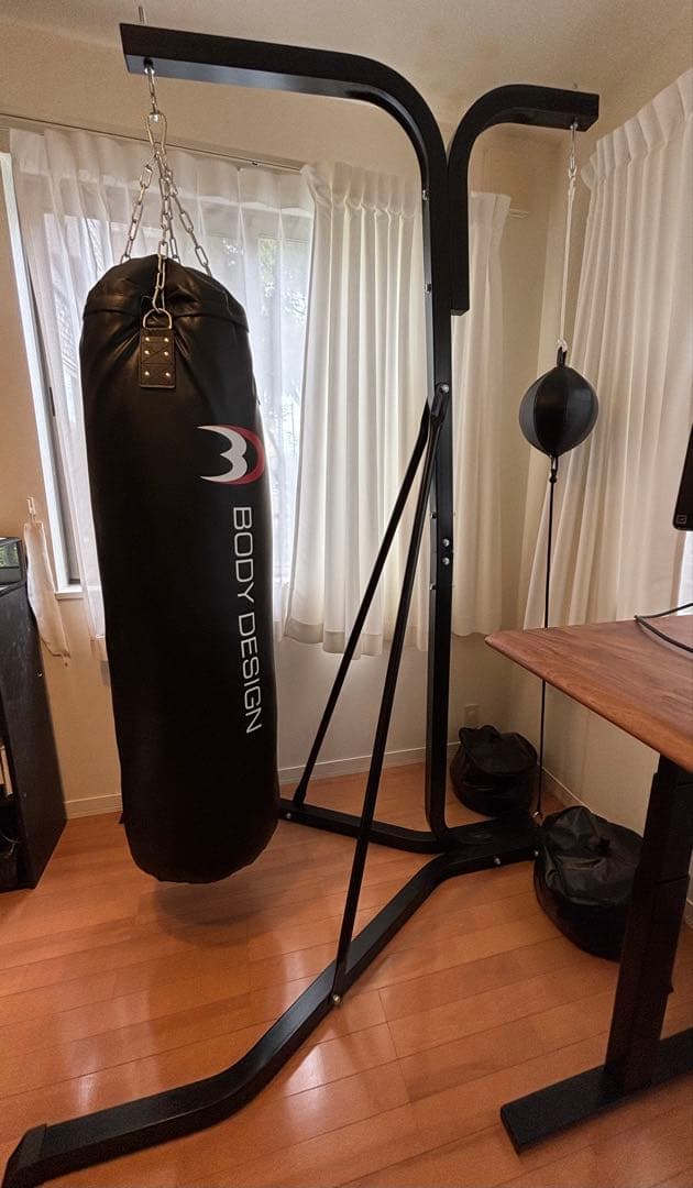 R*o様 【引取限定 】ボディデザイン　サンドバッグ、スタンド、パンチボール