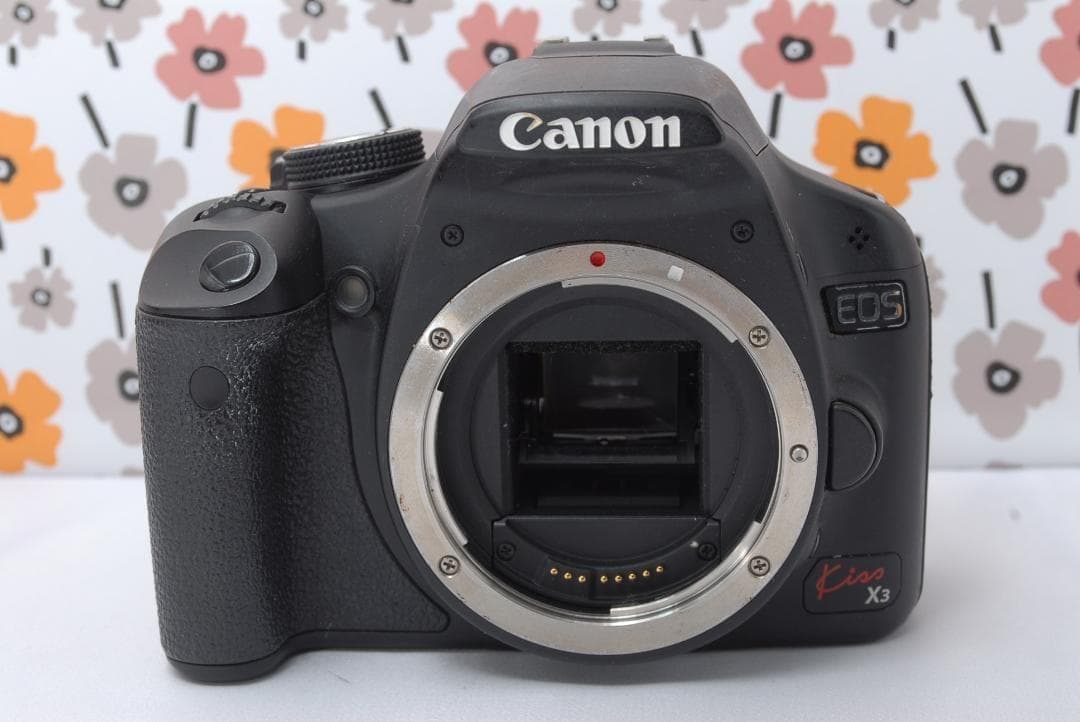 ❤Canon Kiss X3❤ショット数少ない❤手ぶれ補正❤軽量＆入門モデル❤
