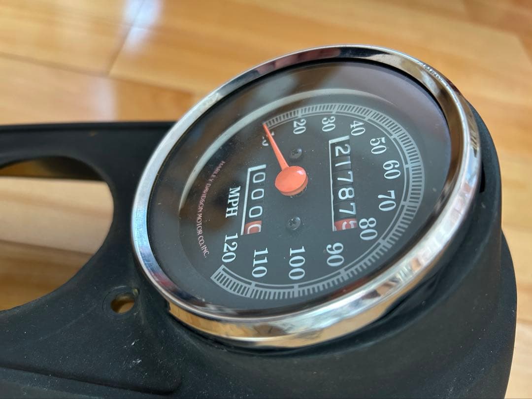 【最終値下】FXR 純正 スピードメーター ダッシュ コンソール ハーレー