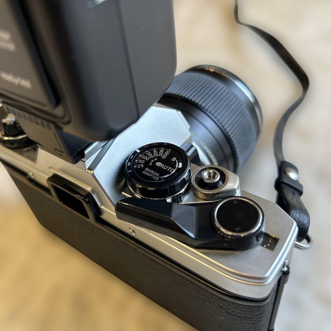 OLYMPUS OM-10 フィルムカメラ フラッシュ付き