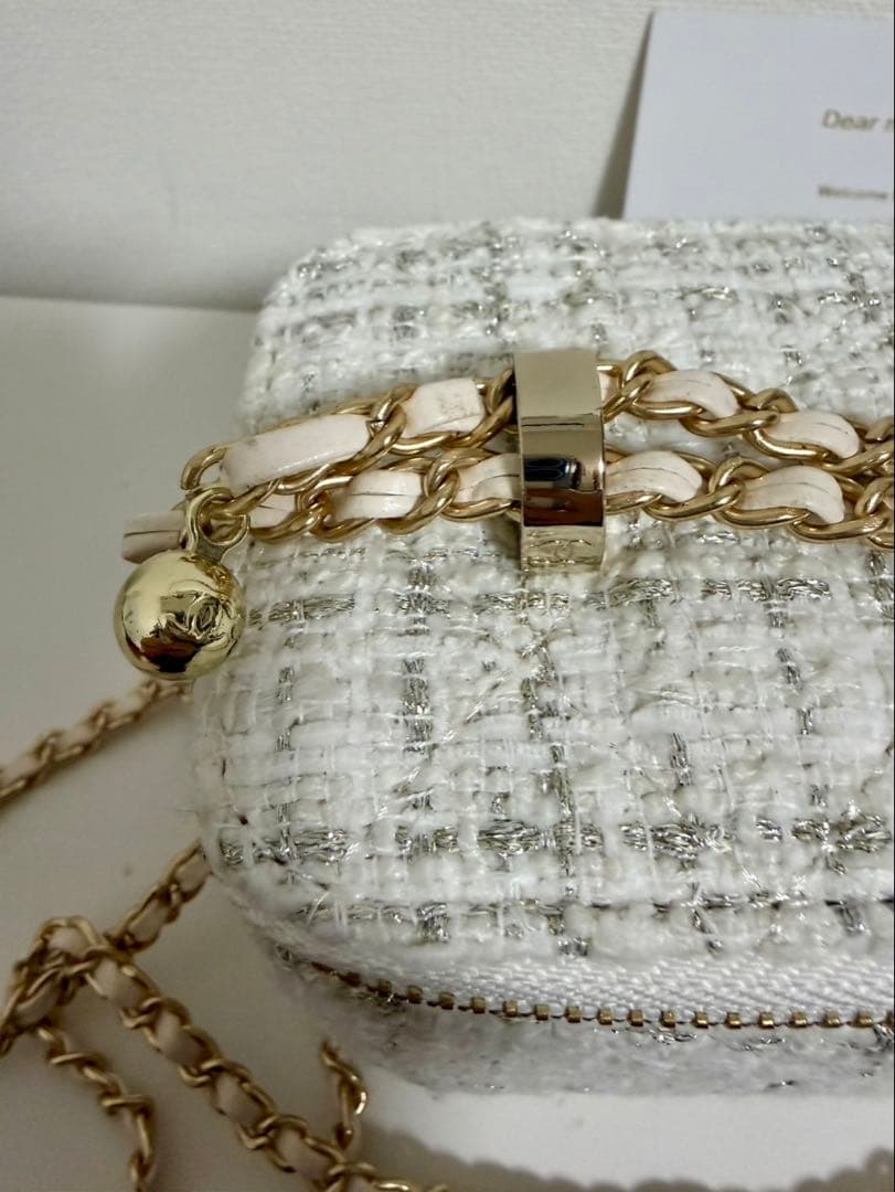 VIP限定　非売品 ツイードショルダーバッグBOX付　ホワイト