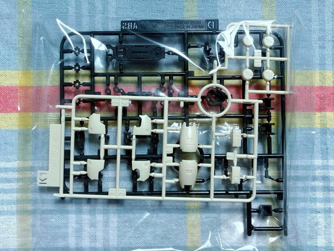 プレミアムバンダイ RG 1/144 高機動型ザクII ロバート・ギリアム仕様