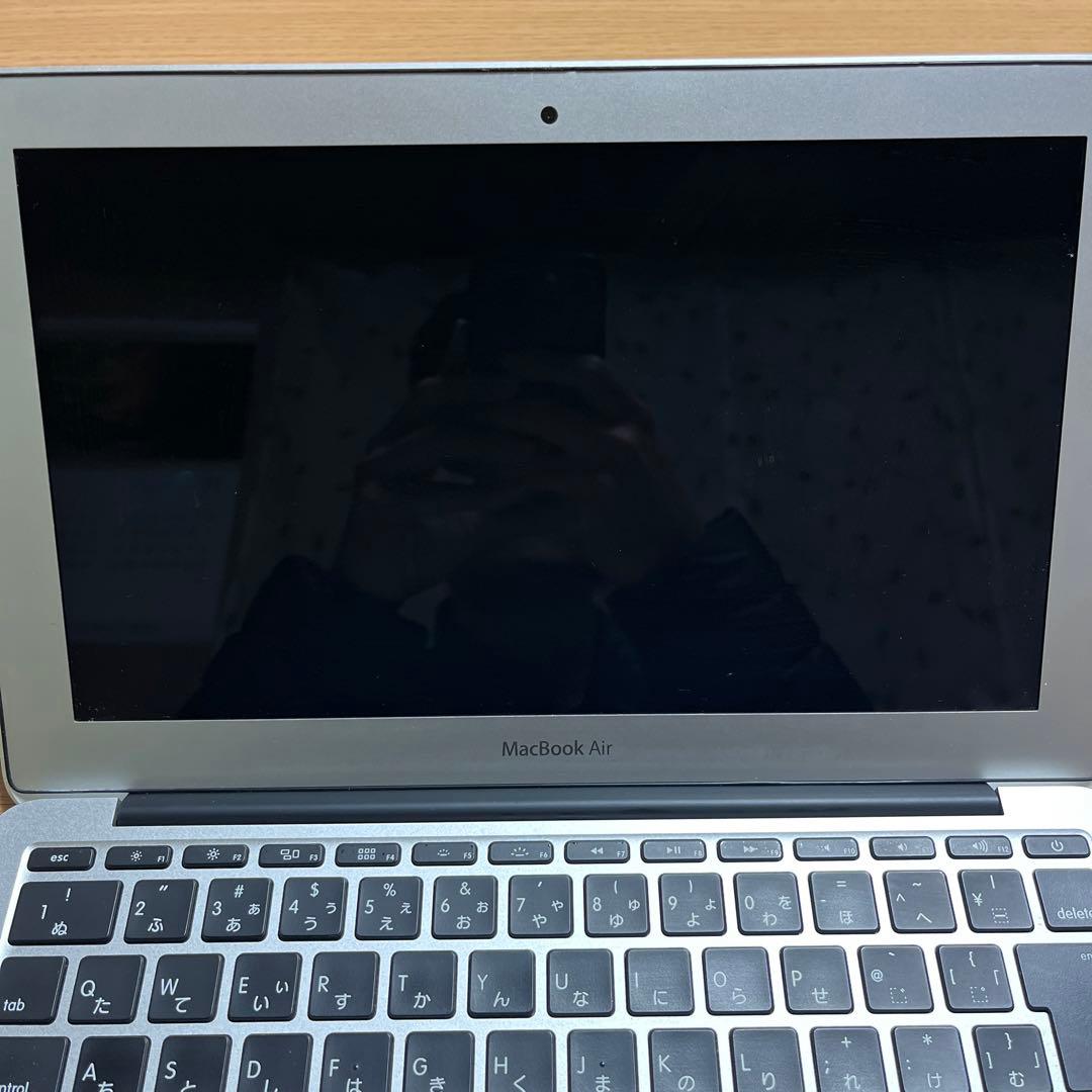 【動作確認済】Apple MacBook Air 11インチ おまけ付き