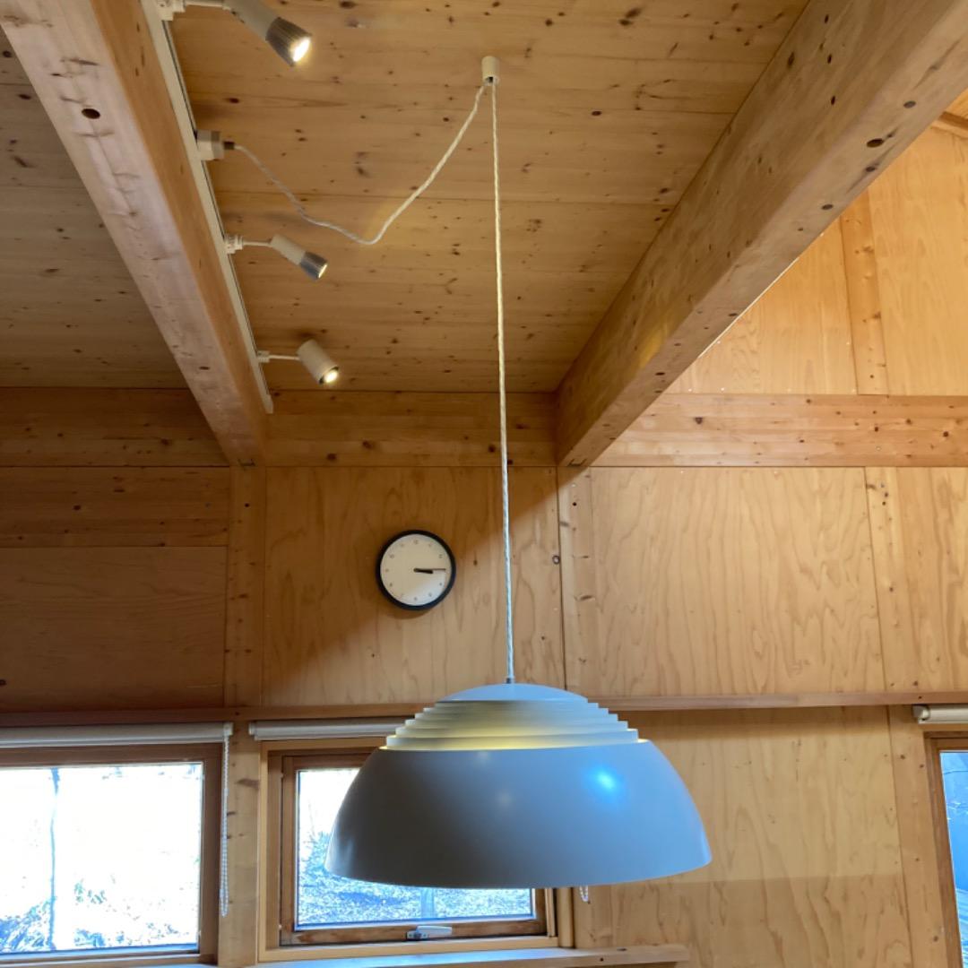 AJ  500 廃番　薄い白灰色 美品