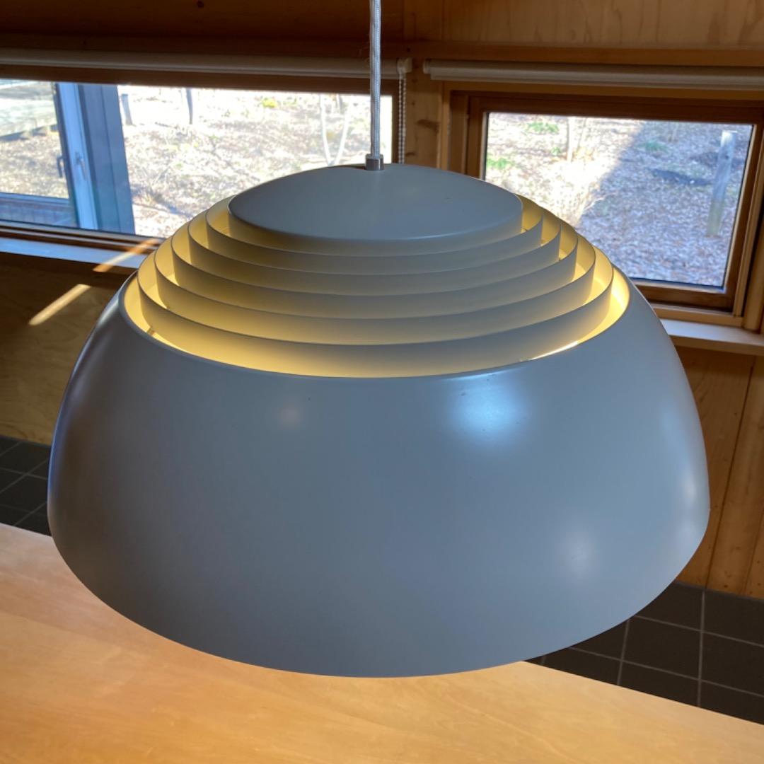 AJ  500 廃番　薄い白灰色 美品