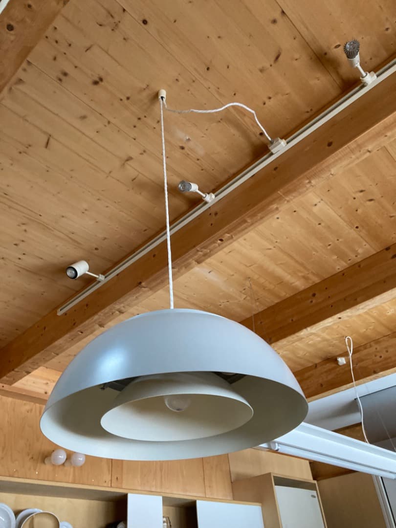 AJ  500 廃番　薄い白灰色 美品