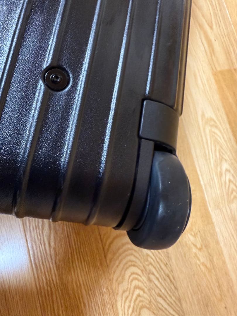 RIMOWA サルサ　2輪　33L ブラック