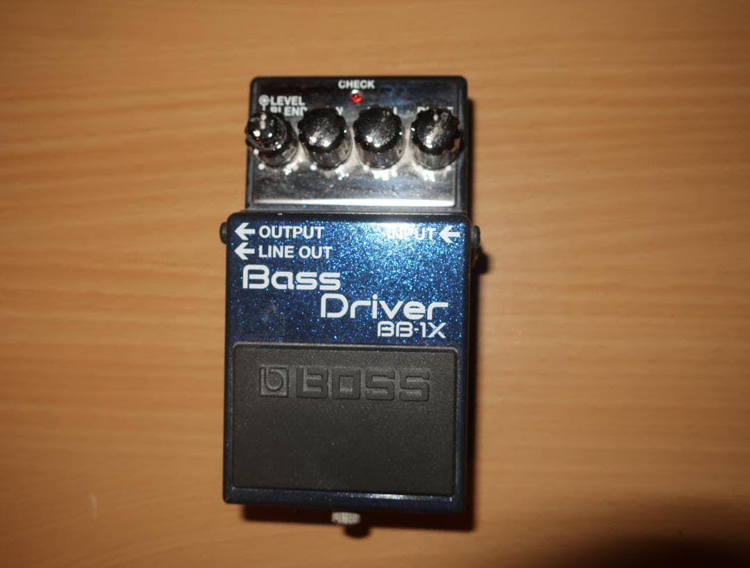 【送料無料】 BOSS BB-1X Bass D ベースエフェクター