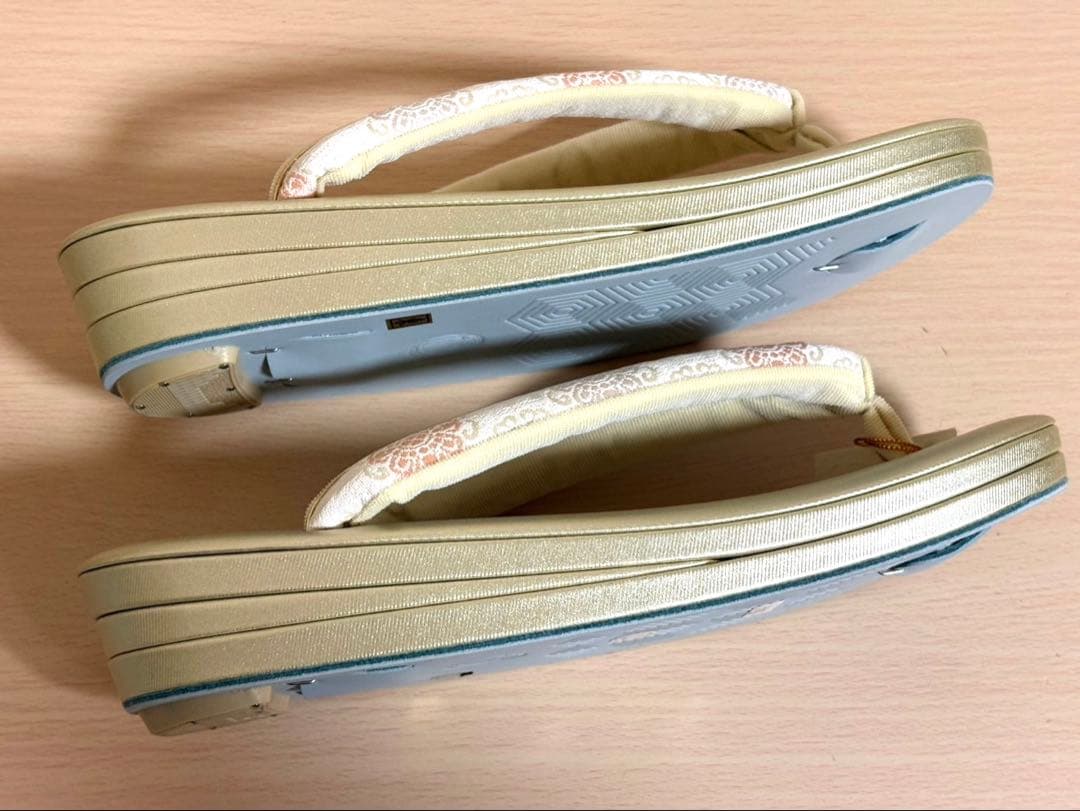 新品未使用品　銘織つづれ錦　和装バッグ＆草履セット　白×ゴールド　LLサイズ