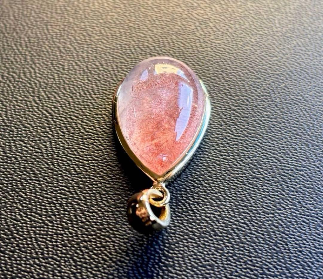 夢幻品質　女神が創造した究極の守護石　幻のカザフスタン産ストロベリークォーツPT