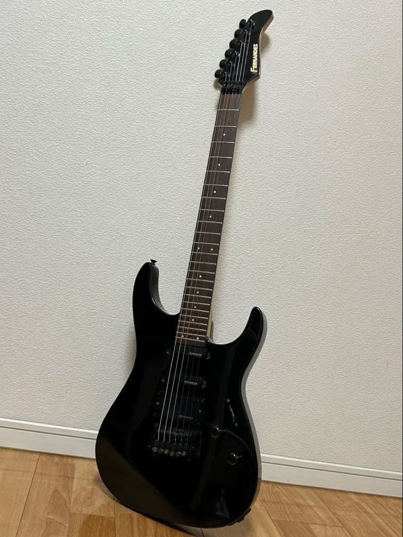 Fernandes FR-55？　フロイドローズタイプ