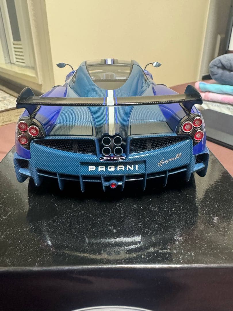 オートアート 1/18 ミニカー パガーニ