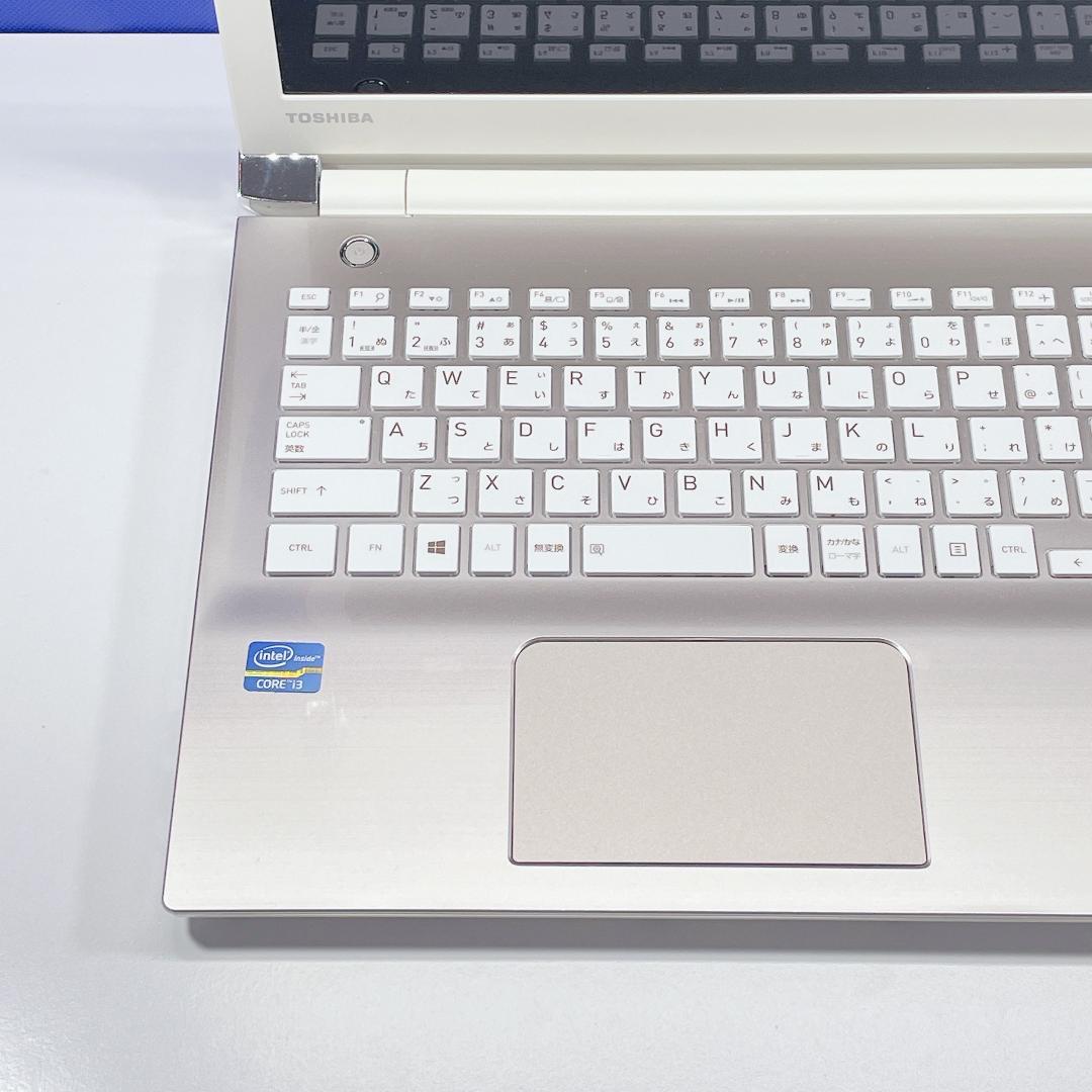 Windows11✨美品✨ゴールド✨快適SSD✨東芝カメラ付ノートPC✨薄型