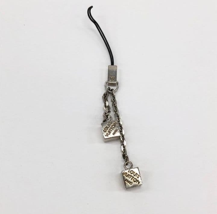 Louis Vuitton ルイヴィトン ストラップ シルバー