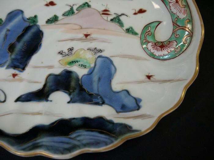 古伊万里　鮑形色絵皿　荒波太古石舟遠山楼閣山水文　のどかな情景　横22cm