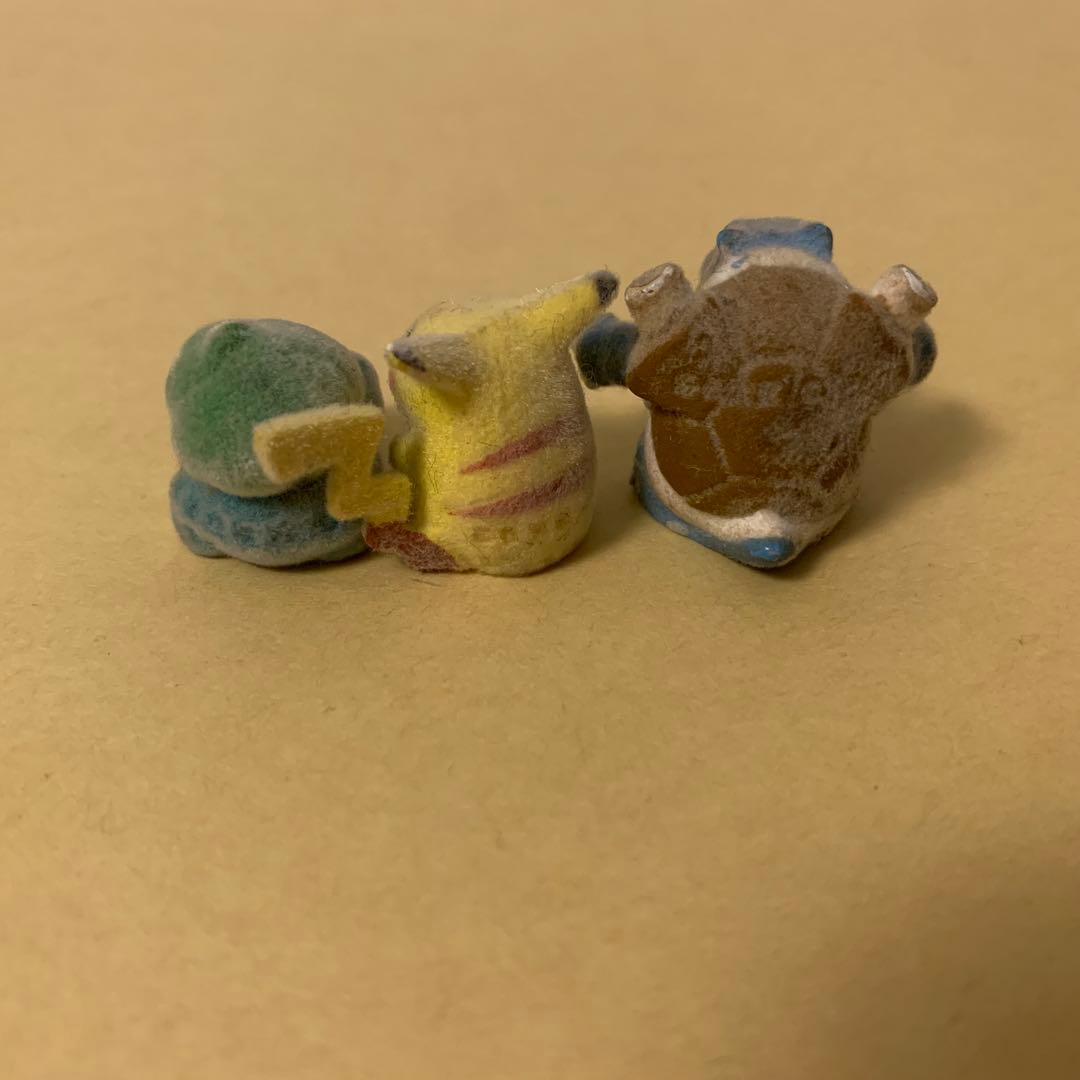 ポケモン　ミニフィギュア　フロッキー　ピカチュウ カメックス　フシギダネ