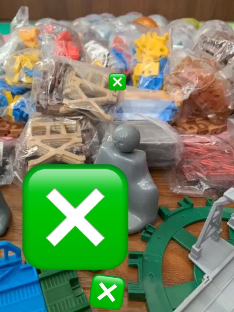 カプセル　プラレール　トーマス　色々