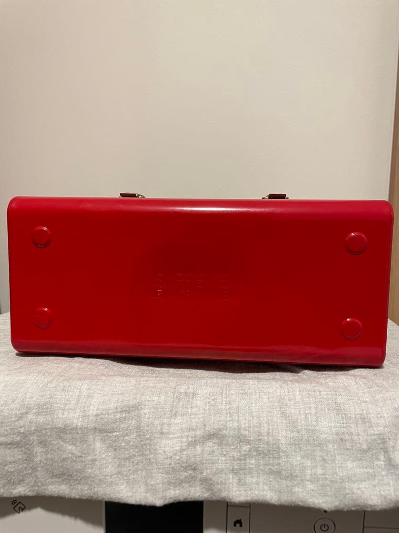 【キョンキョン】Supreme Lunch Box / ツールボックス 赤