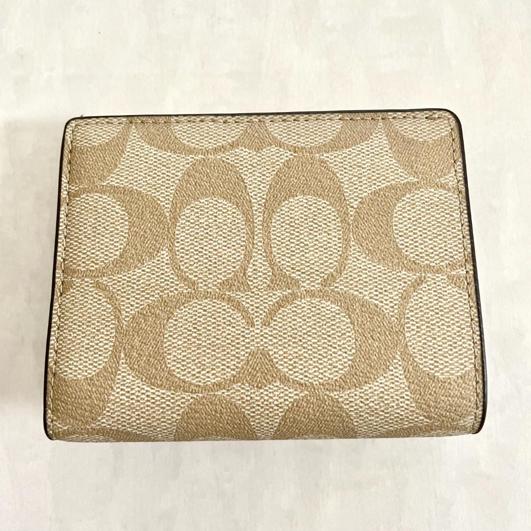 コーチ 財布 折り財布 二つ折り ウォレット 小銭入れ レディース 白 ベージュ