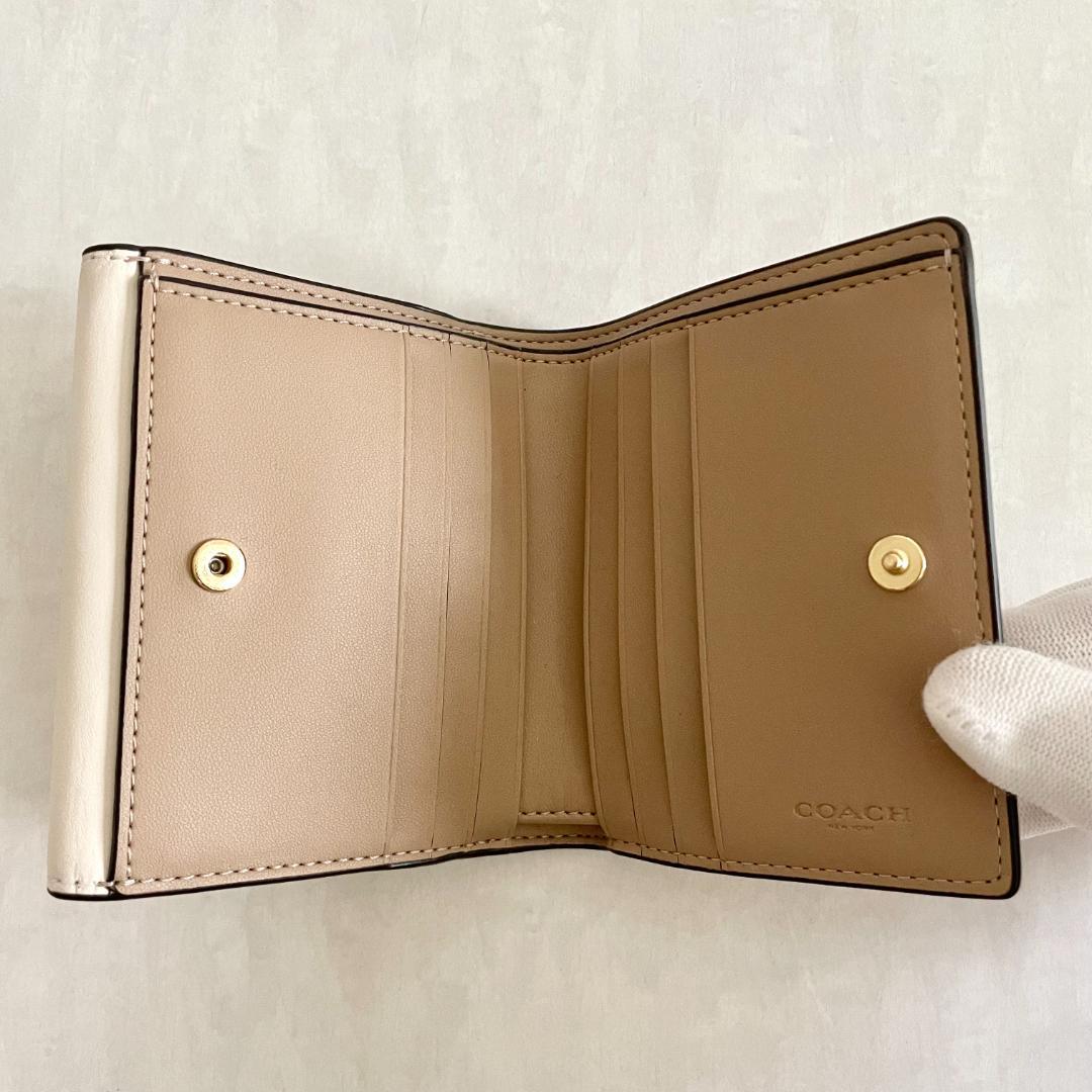 コーチ 財布 折り財布 二つ折り ウォレット 小銭入れ レディース 白 ベージュ