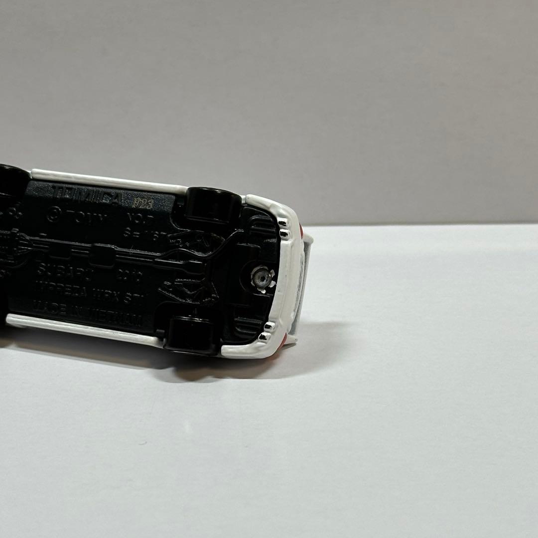 トミカ ディスカバリーガレージ スバル インプレッサ WRX STI 4door