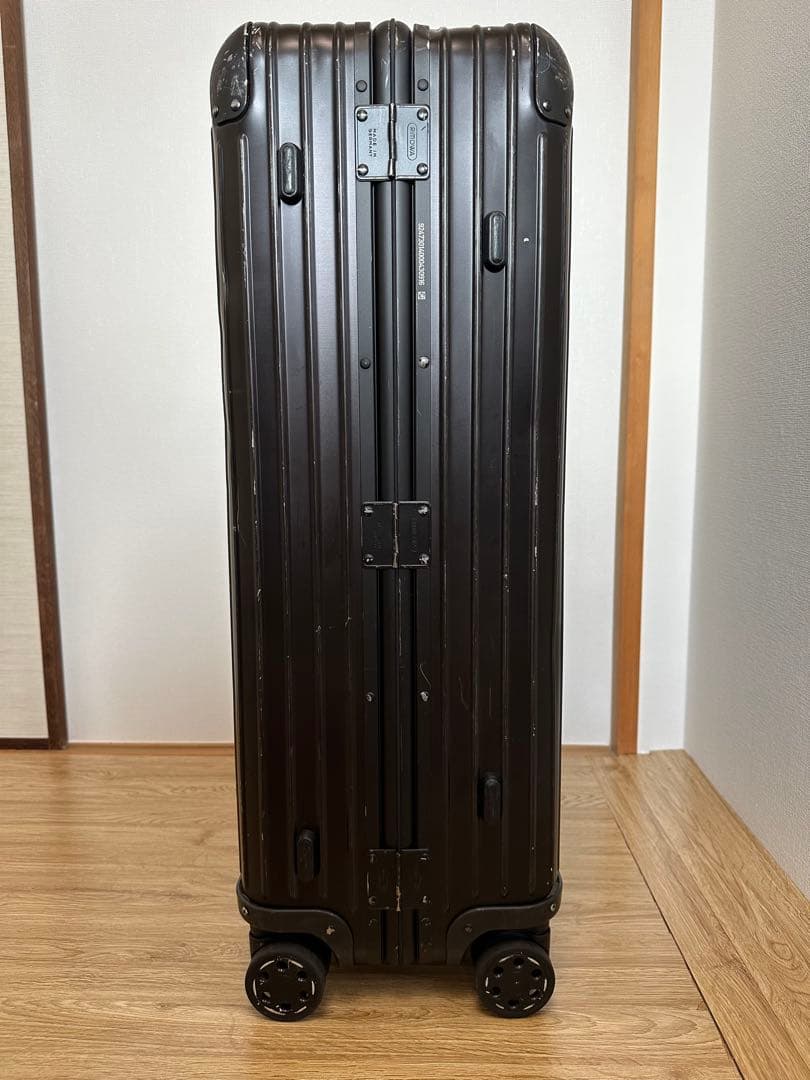 リモワ　RIMOWA ブラック　6回使用