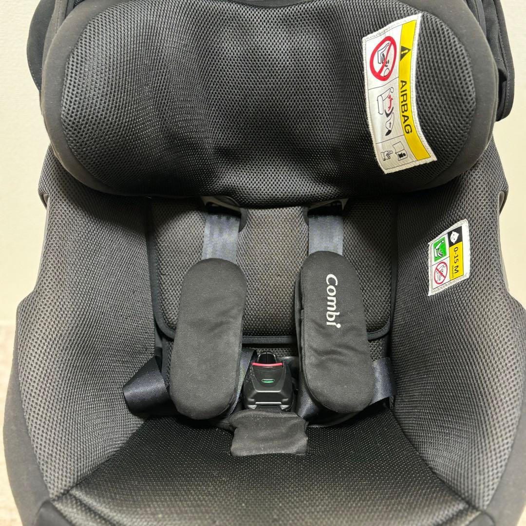 【お値下げ中】CombiTHE S ISOFIXエッグショック　チャイルドシート