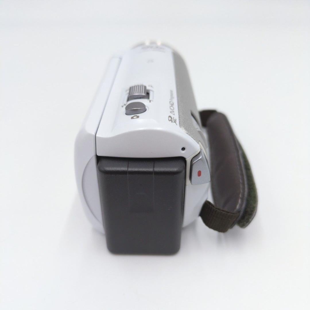 未使用級 Panasonic HC-V550M ビデオカメラ ホワイト 箱付