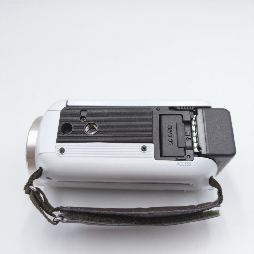 未使用級 Panasonic HC-V550M ビデオカメラ ホワイト 箱付