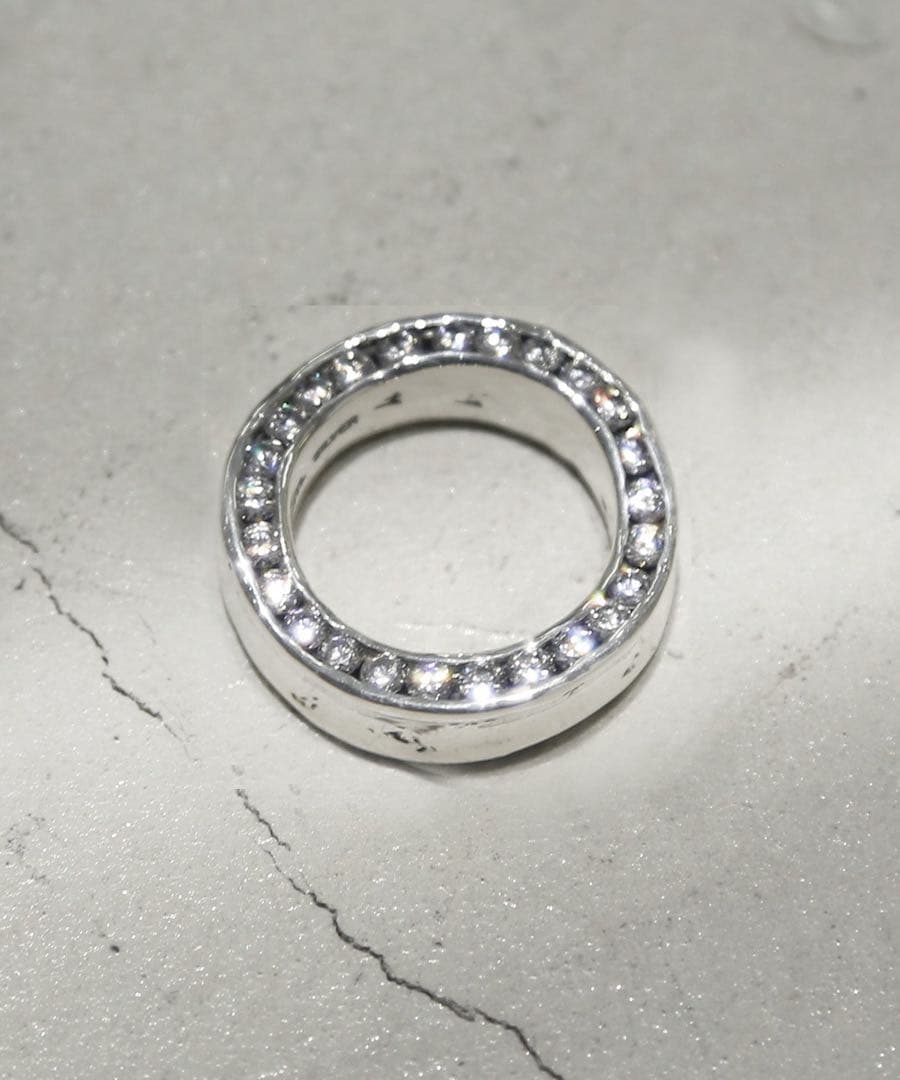 新品同様e.m.両面ジルコニア埋め込みリング☆イーエム