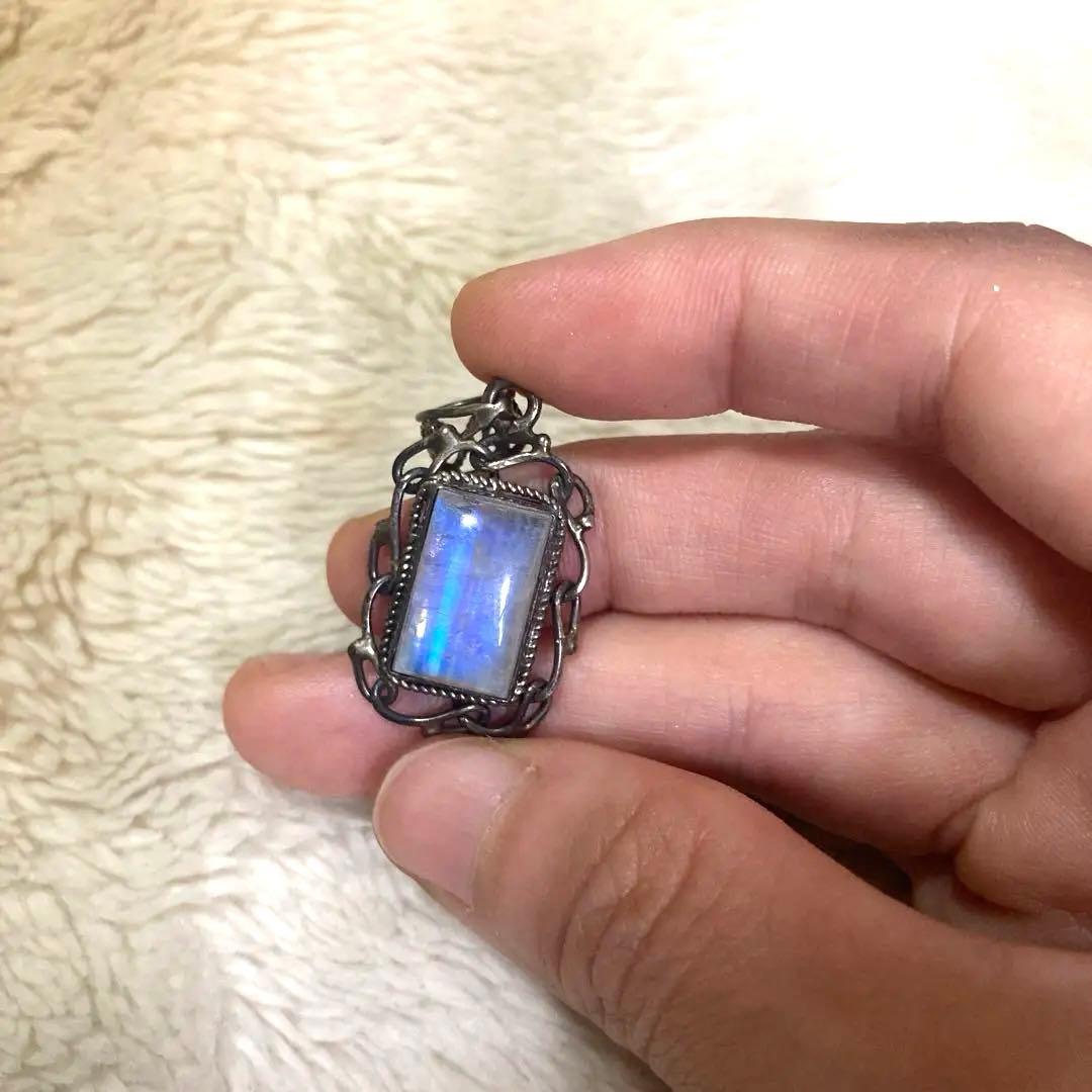 レインボームーンストーン ペンダントトップ　シルバー925