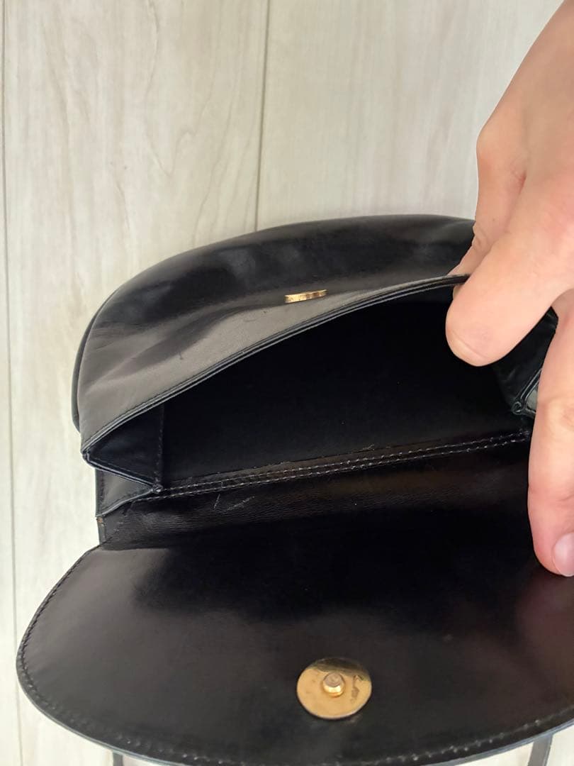 バーバリー　ヴィンテージショルダー　ブラック