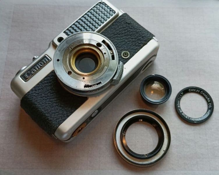 フィルムカメラ【完動品】キャノン　デミS