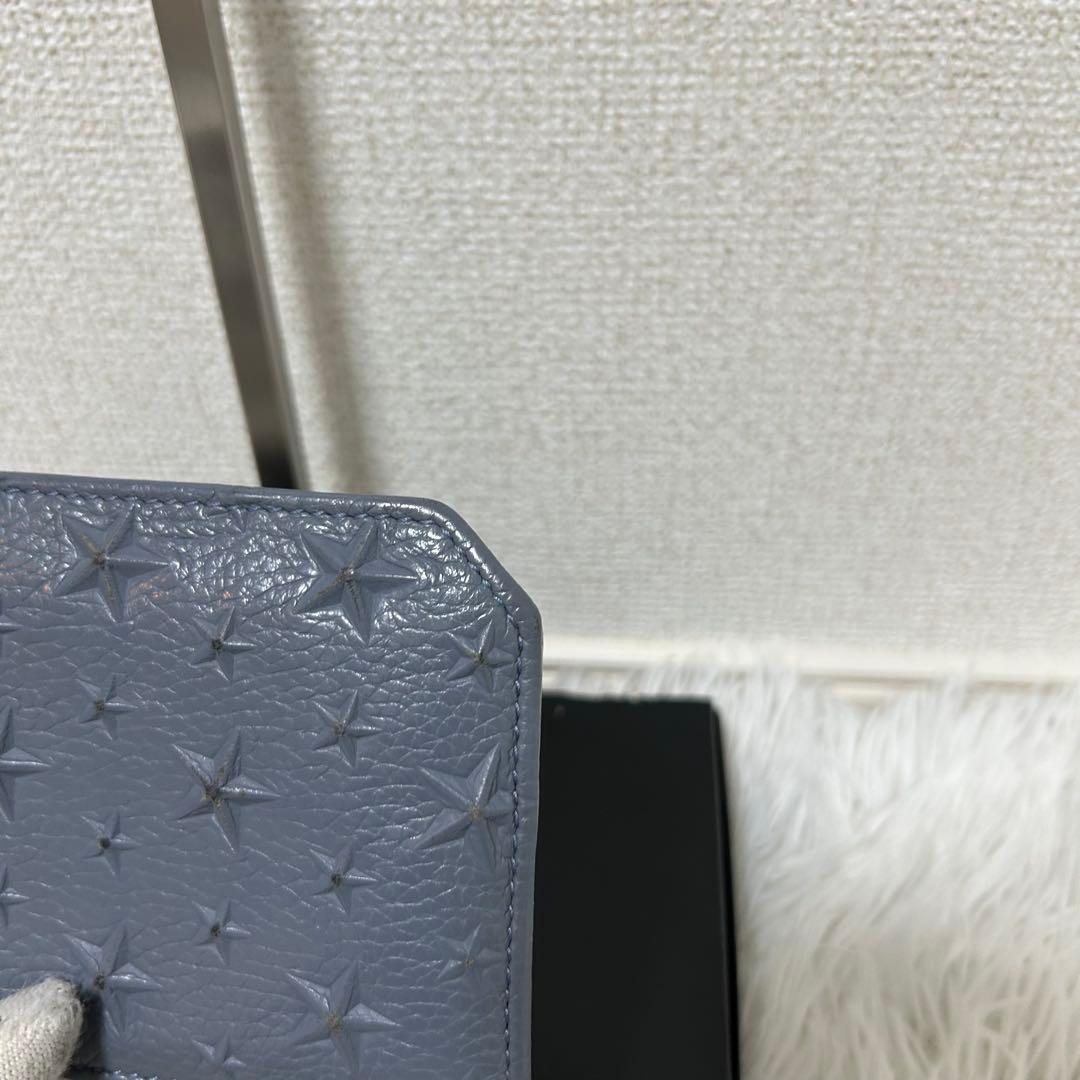 【希少カラー✨スタッズ/ユニセックス】ジミーチュウ　二つ折り財布　ブルー　レザー