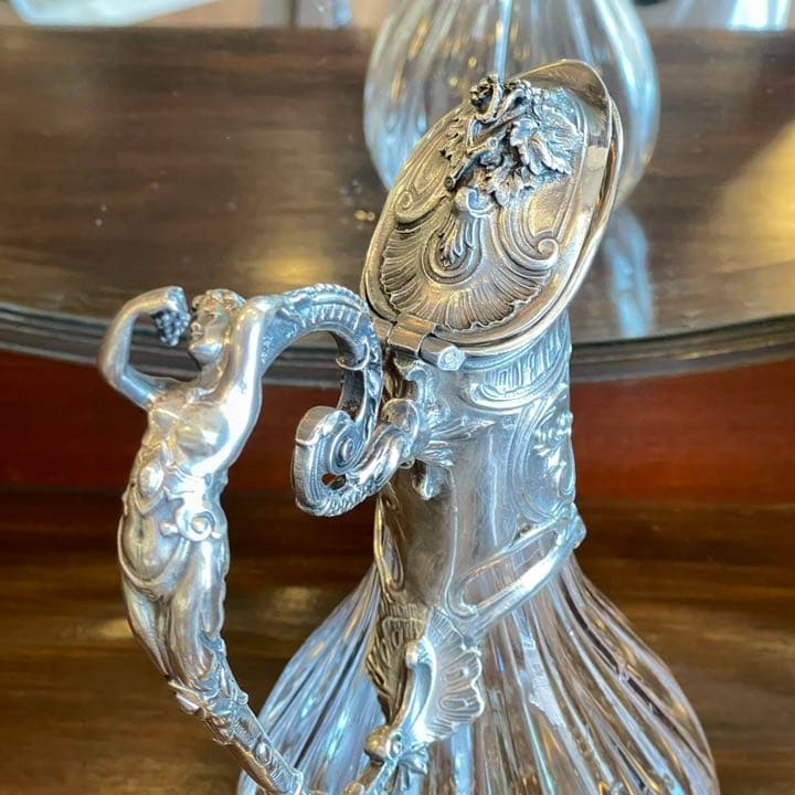 フランス 彫刻デキャンタ 厚みあるクリスタルに芸術的シルバー装飾 重1,214g