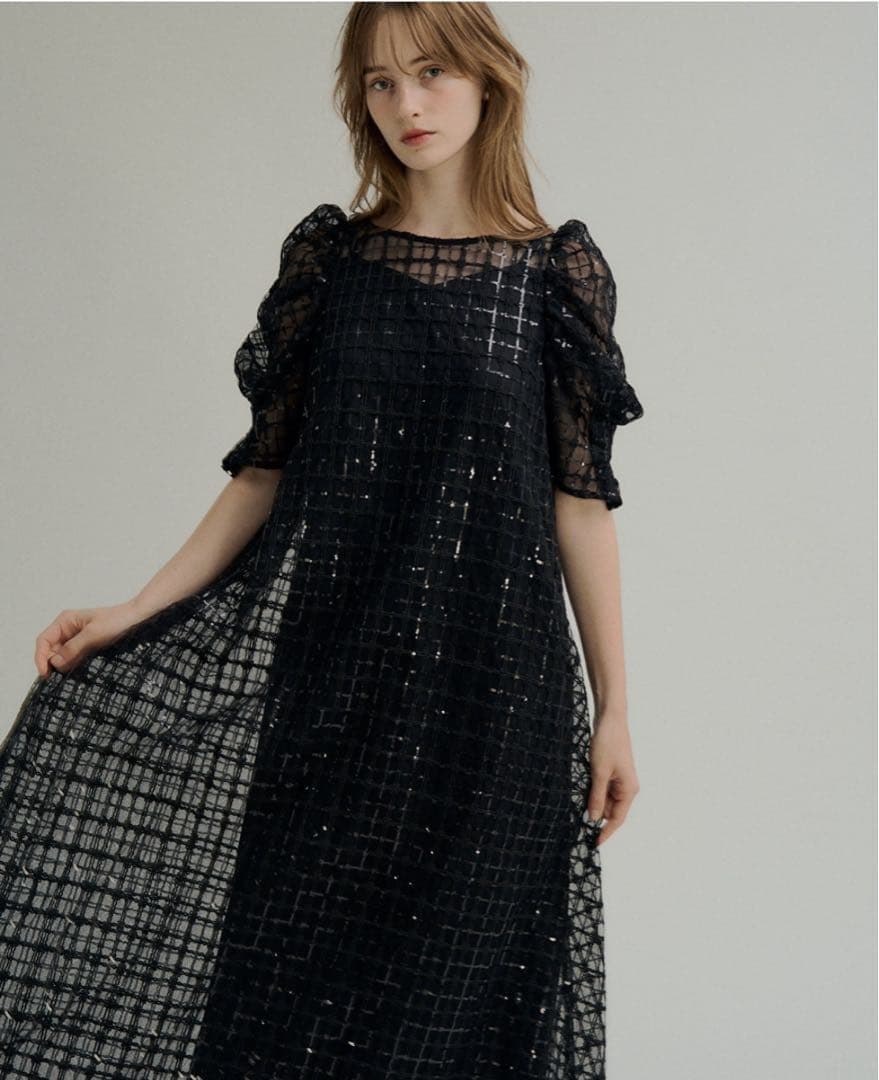 新品　黒LE’RURE リルアー　Kirakira check onepiece