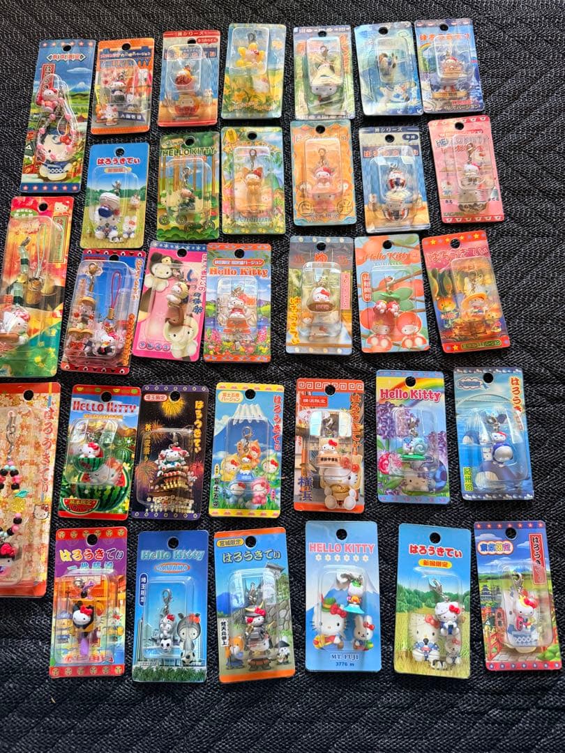 ハローキティ ストラップ セット ４００個まとめ売り